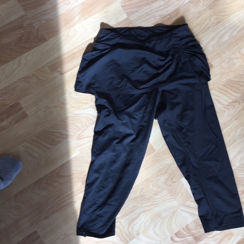 Black Women's Swim Skirted Swim Leggings